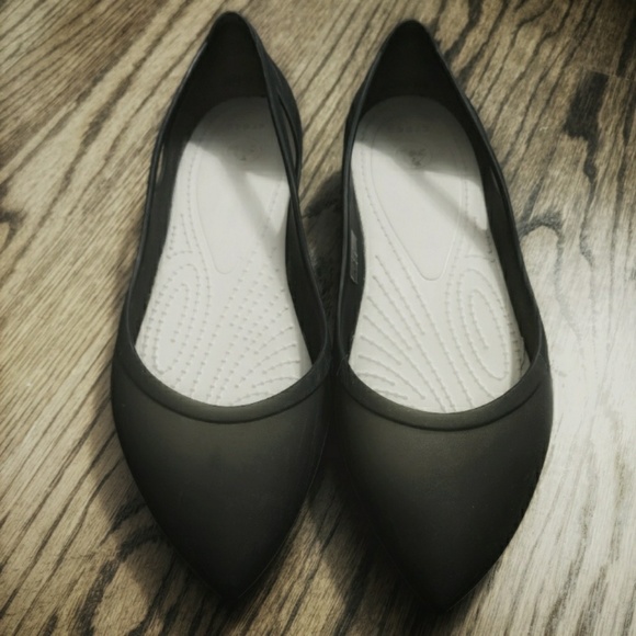 CROCS Shoes - Crocs sz 10 Pointed Flats